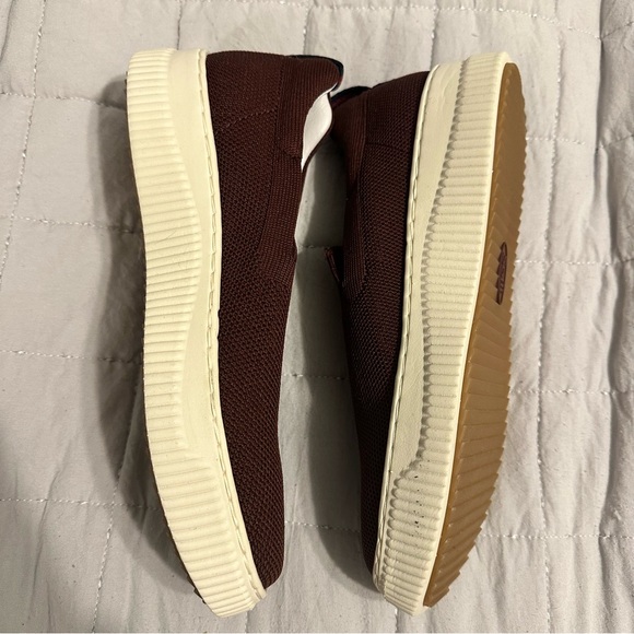 Womens Slip-On Sneakers - Brown - Picture 4 of 8